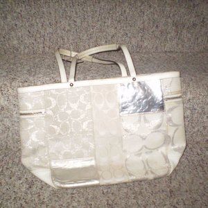 COACH WHITE PATCWORK SI METALLIC PURSE L0873-13498